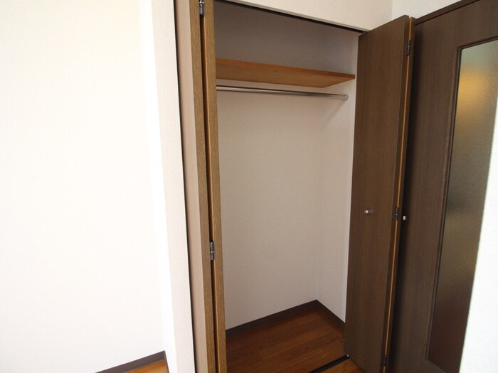 物件内観写真10　(収納)