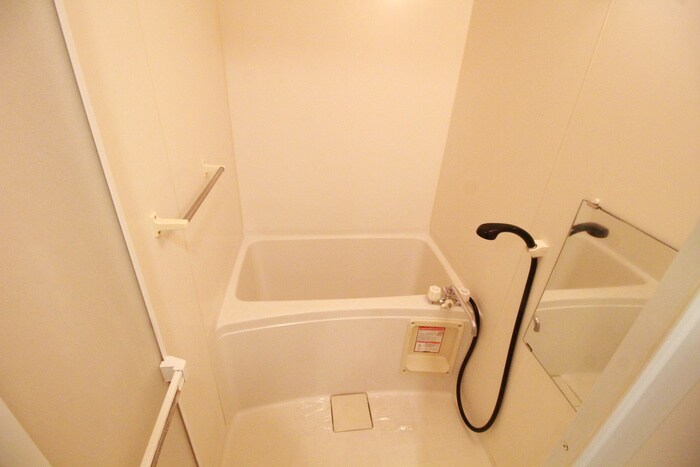 物件内観写真12　(バス／シャワールーム等)
