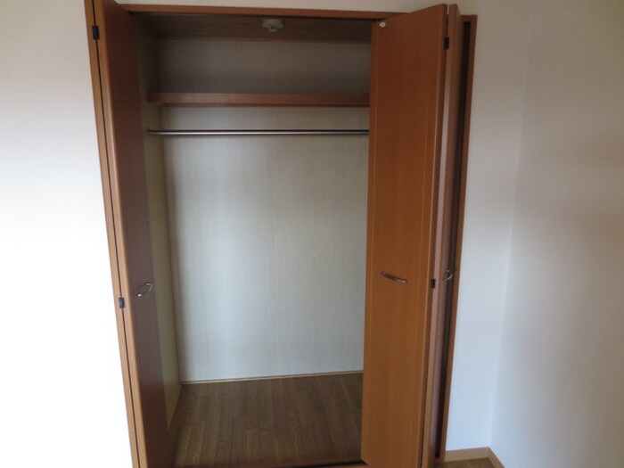 物件内観写真10　(収納)