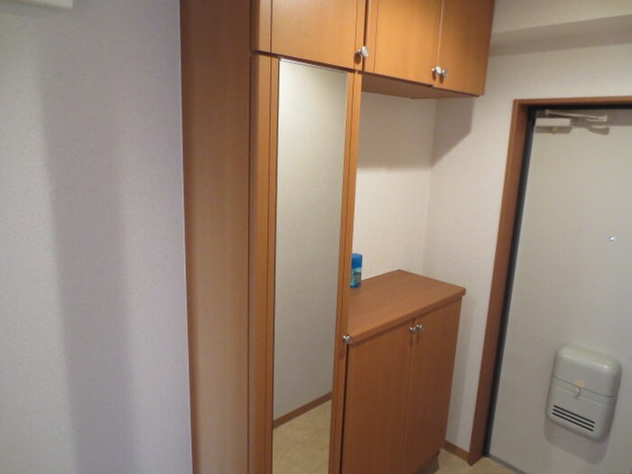 物件内観写真19　(靴箱)