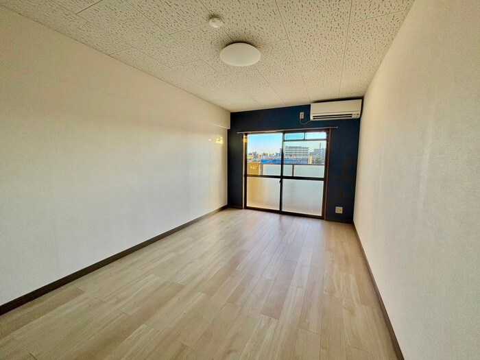 物件内観写真8　(居室)