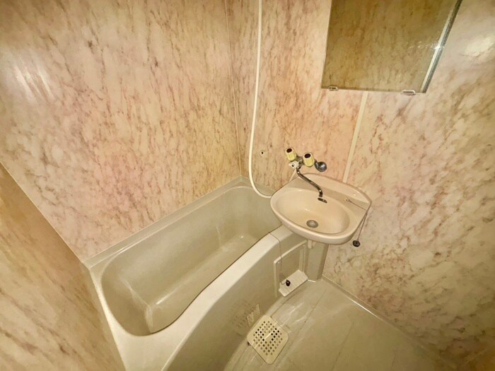 物件内観写真13　(バス／シャワールーム等)