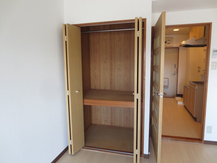 物件内観写真15　(収納)