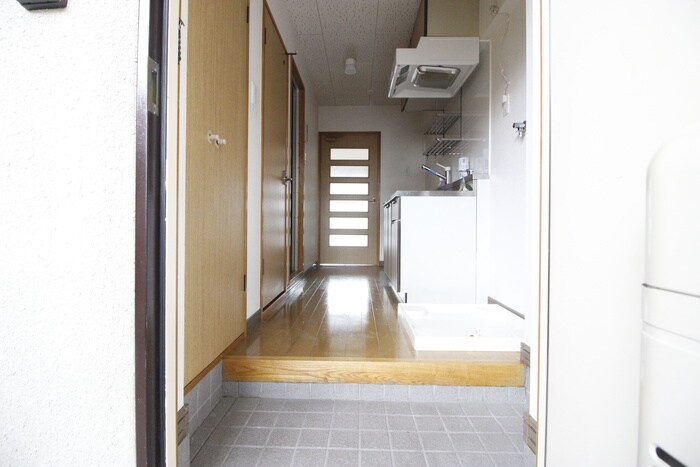 物件内観写真20　(玄関)