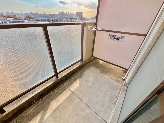 物件内観写真21　(ベランダ・バルコニー)