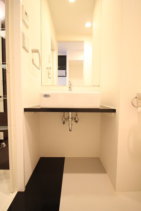 物件内観写真12　(洗面)