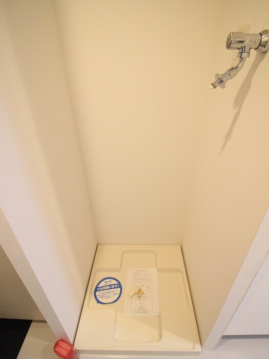物件内観写真19　(洗濯機置場)
