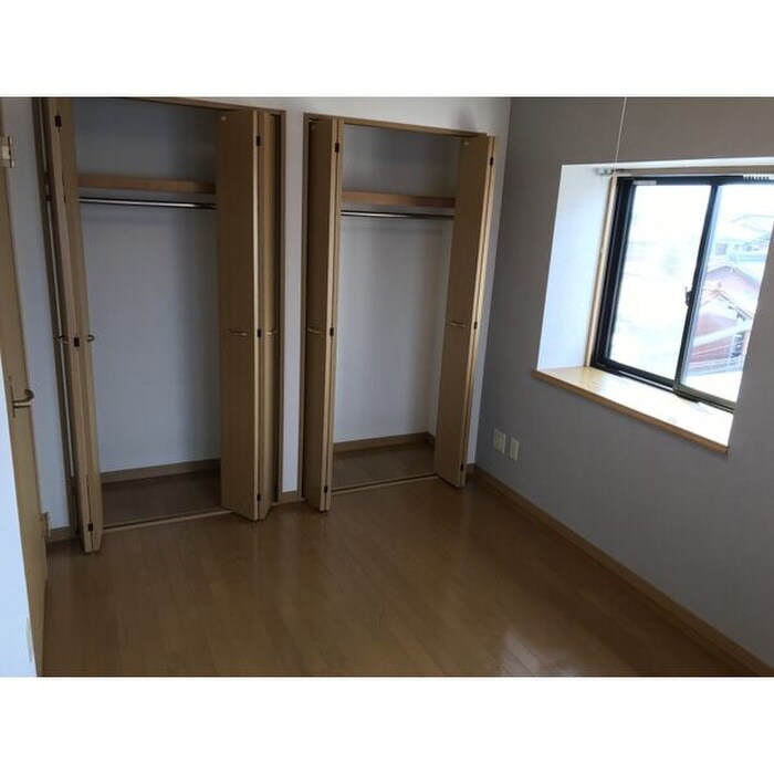 物件内観写真8　(洗面)