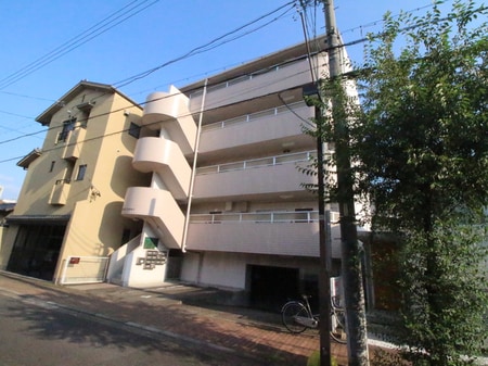 ヤマヨシマンション外観写真