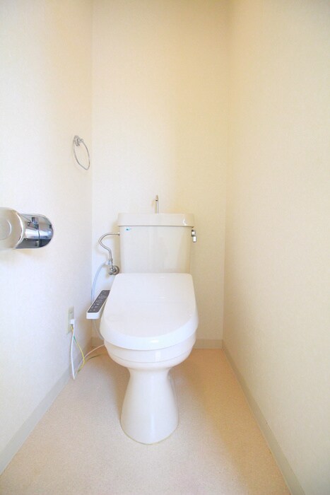 物件内観写真11　(トイレ)