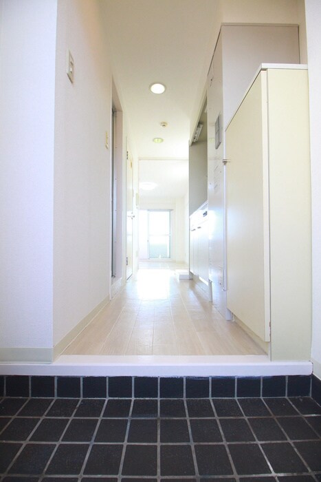 物件内観写真14　(玄関)