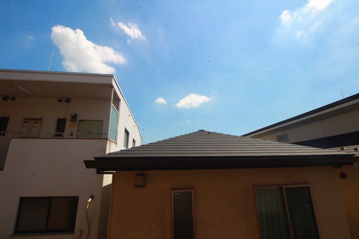 物件内観写真16　(室内からの展望)