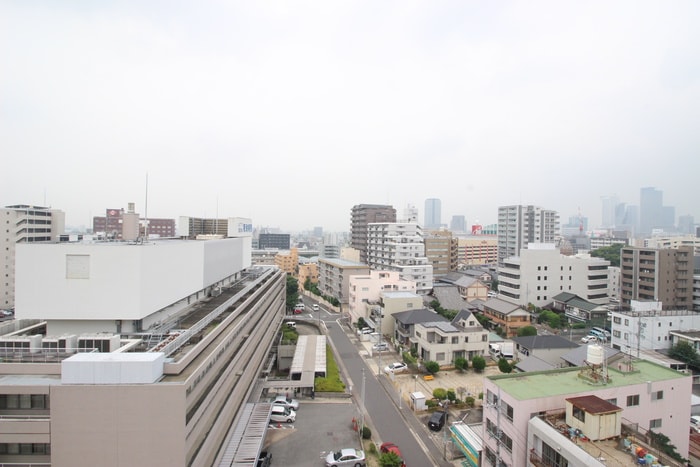 物件内観写真9　(室内からの展望)