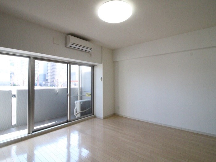 物件内観写真13　(居室)