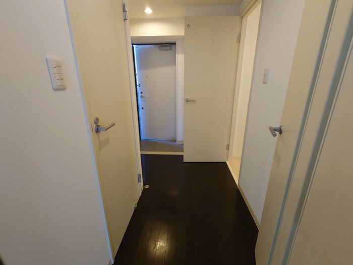 物件内観写真21　(廊下)