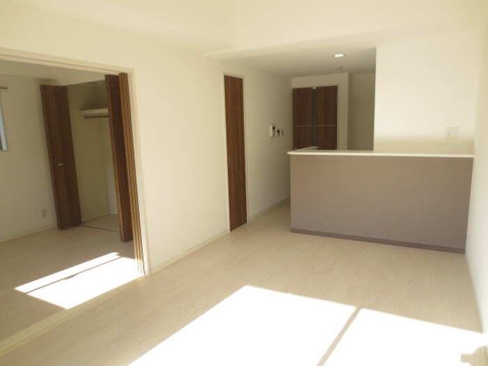 物件内観写真13　(居室)