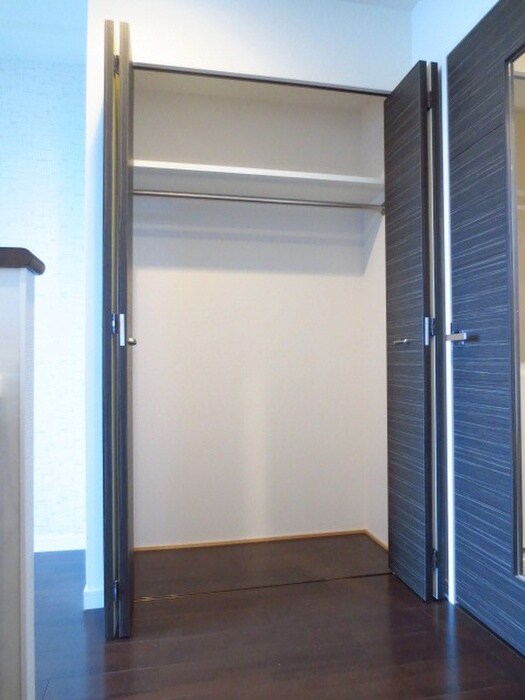 物件内観写真12　(収納)