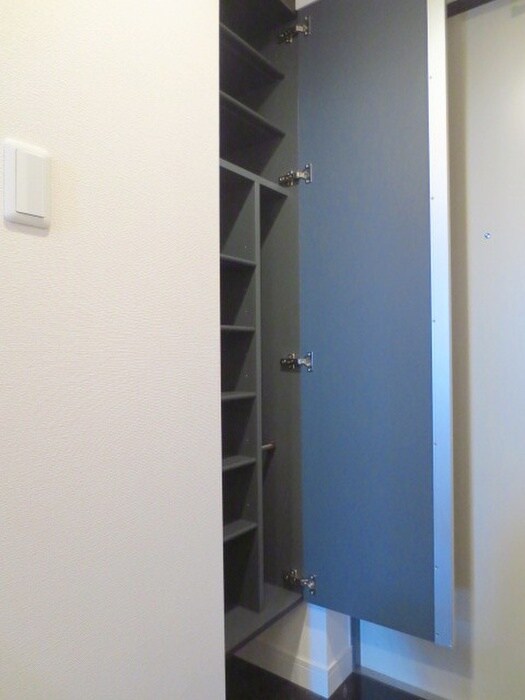 物件内観写真13　(靴箱)