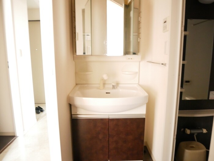 物件内観写真13　(洗面)