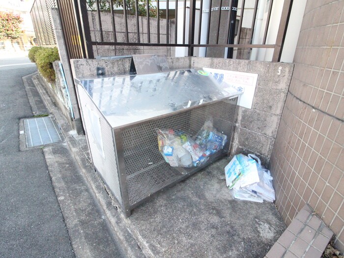 物件外観写真5　(建物設備)