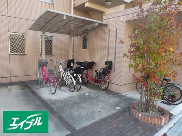 駐輪場