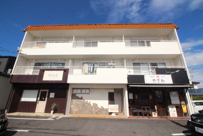 物件外観写真1　(外観写真)