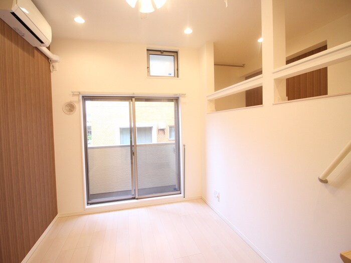 物件内観写真21　(居室)