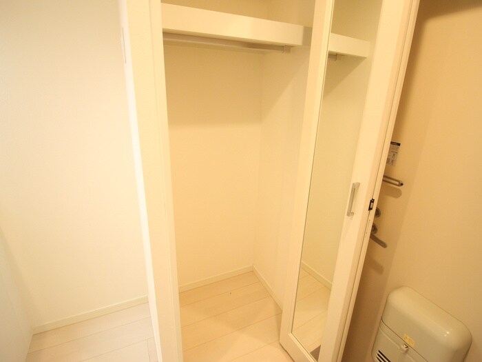 物件内観写真22　(収納)