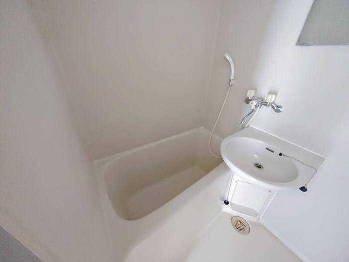 物件内観写真12　(バス／シャワールーム等)