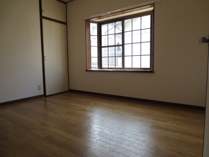 物件内観写真9　(居室)