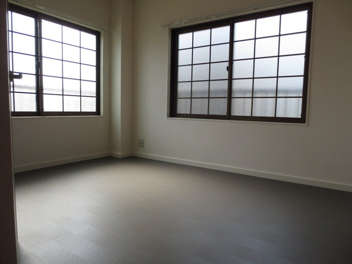 物件内観写真11　(居室)