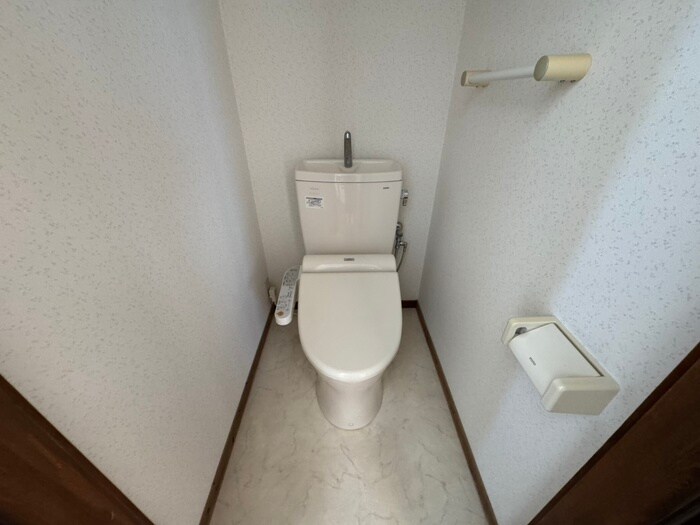 物件内観写真11　(トイレ)