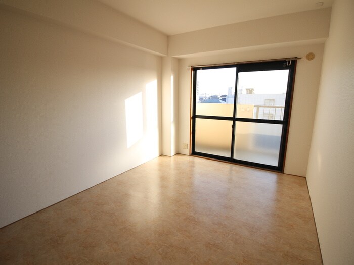 物件内観写真15　(居室)