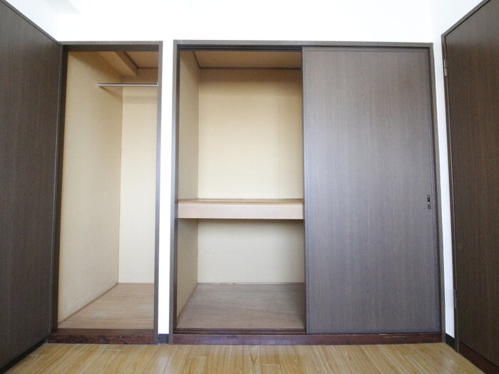 物件内観写真16　(収納)