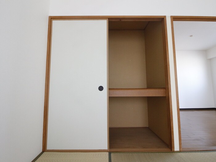 物件内観写真17　(収納)