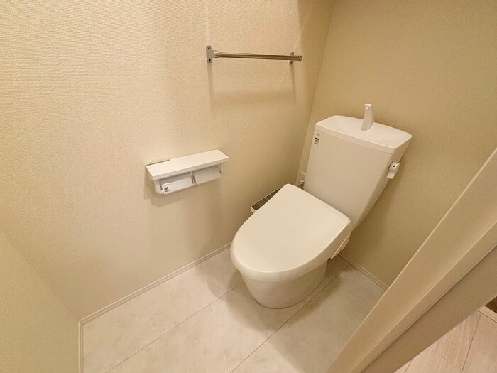 物件内観写真11　(トイレ)