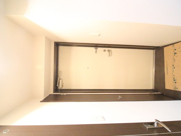 物件内観写真7　(玄関)