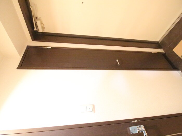 物件内観写真8　(靴箱)