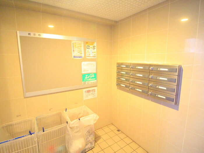 物件外観写真6　(建物設備)