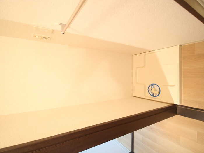 物件内観写真10　(洗濯機置場)