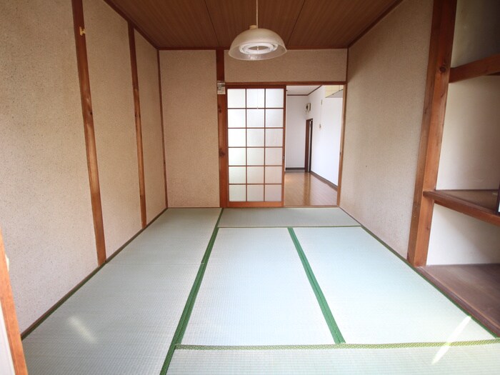 物件内観写真8　(居室)