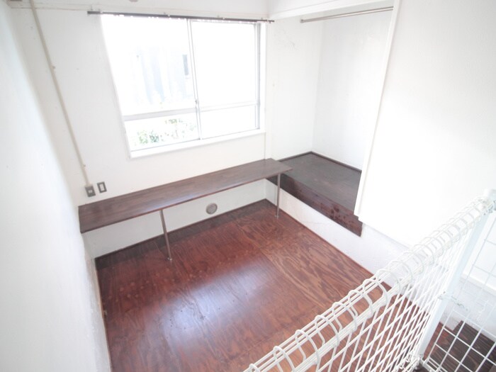 物件内観写真8　(居室)