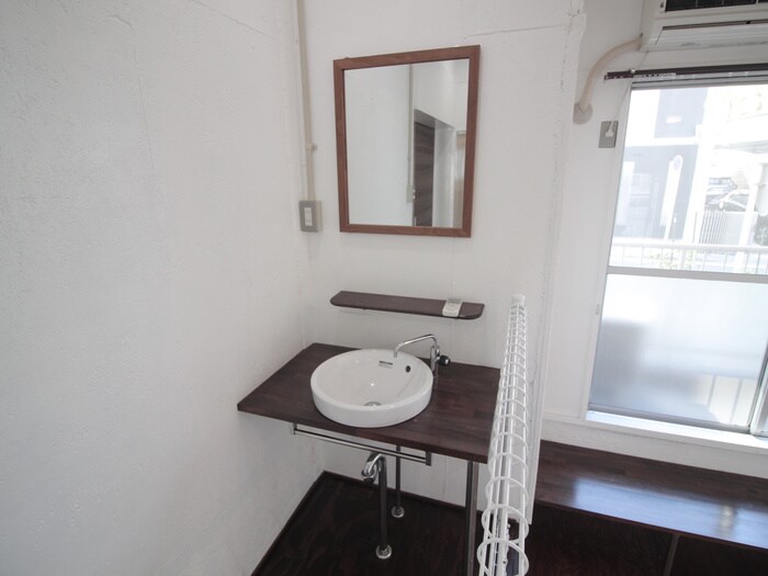 物件内観写真15　(洗面)