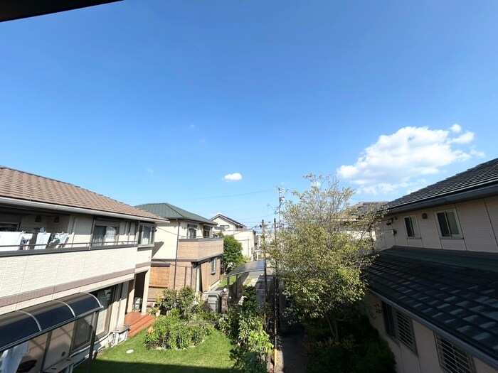 物件内観写真14　(室内からの展望)