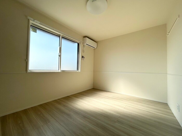 物件内観写真21　(居室)