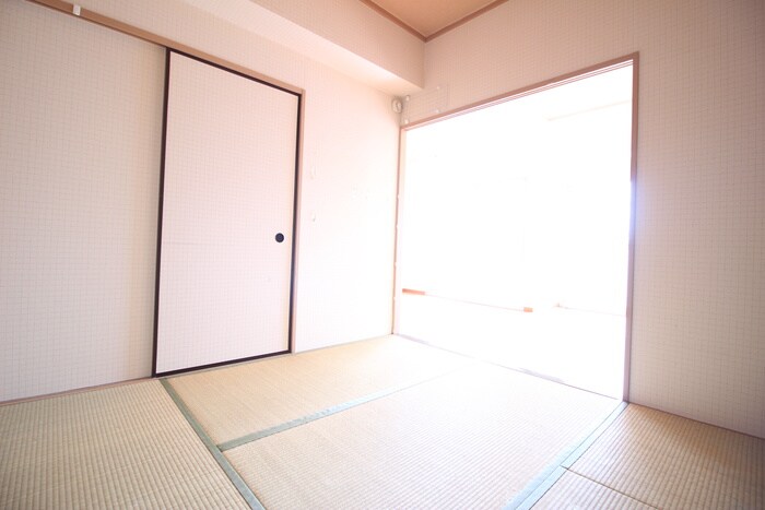 物件内観写真9　(居室)