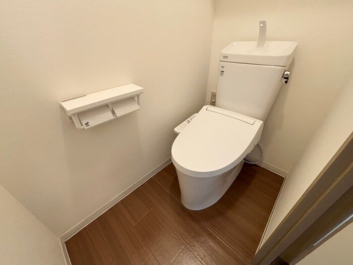 物件内観写真12　(トイレ)