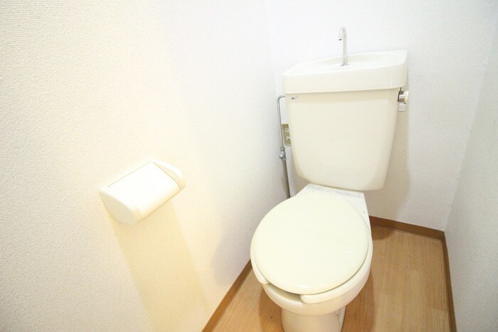 物件内観写真13　(トイレ)