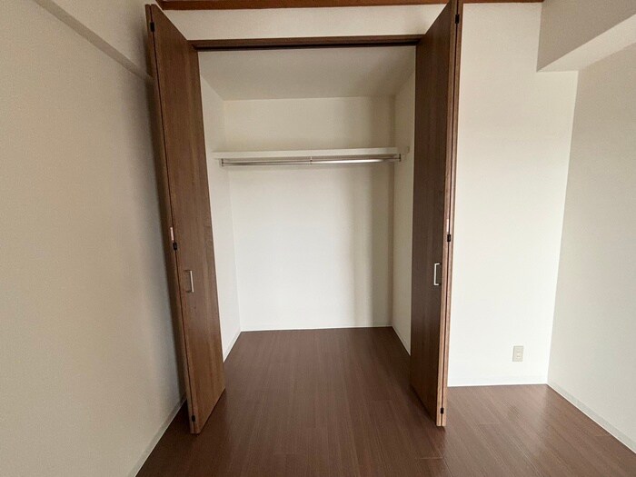 物件内観写真13　(収納)