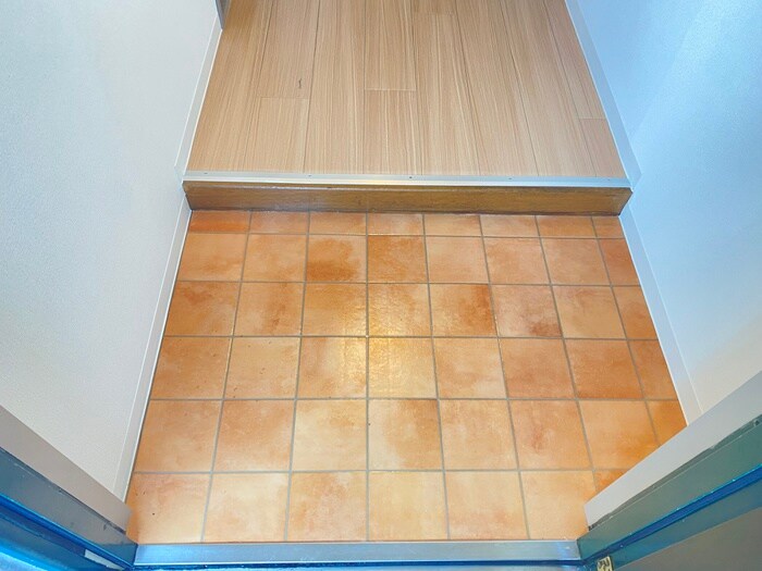 物件内観写真18　(玄関)